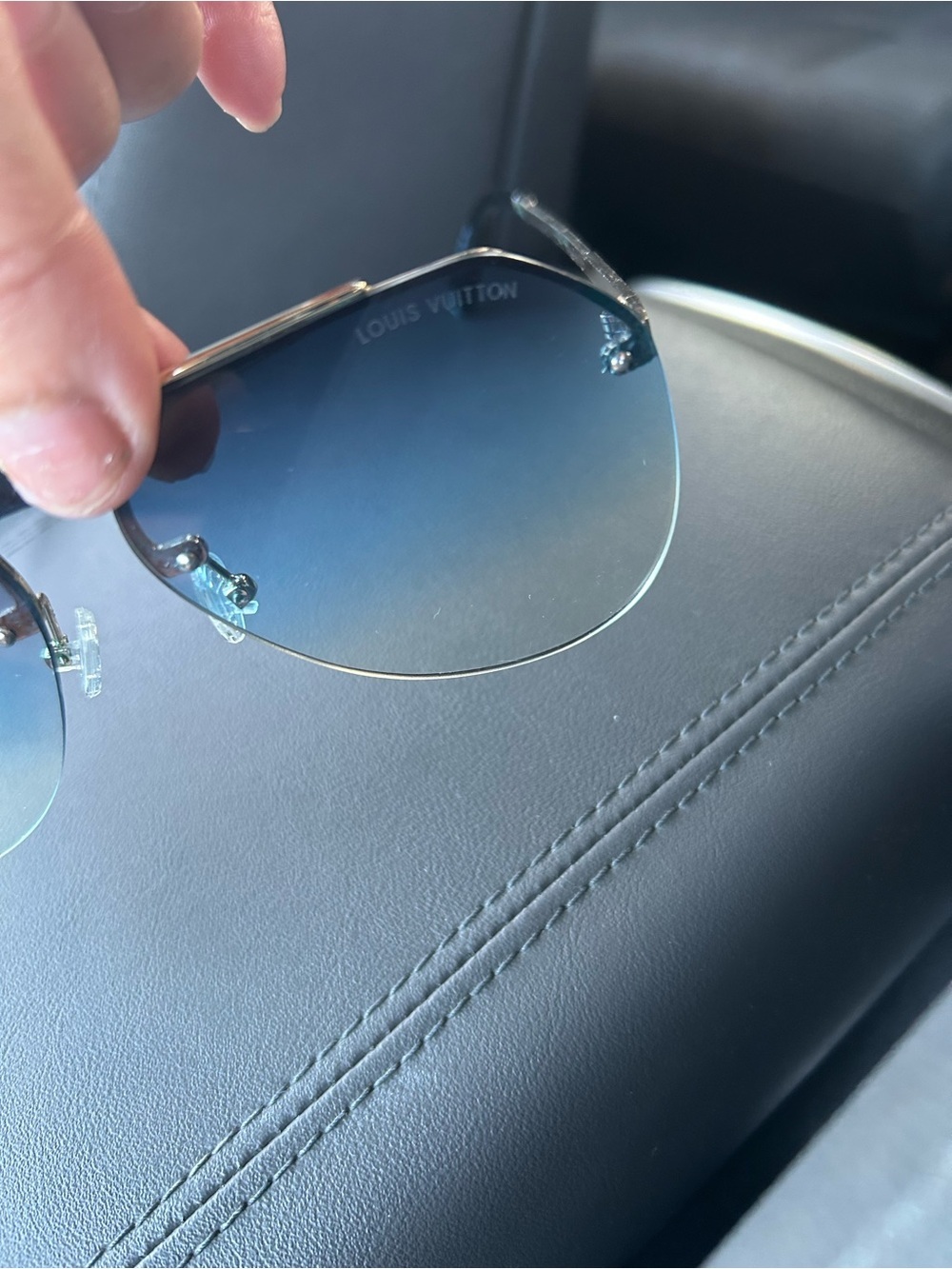 Authentic Louis Vuitton Sunglasses blue - Picture 4 of 14